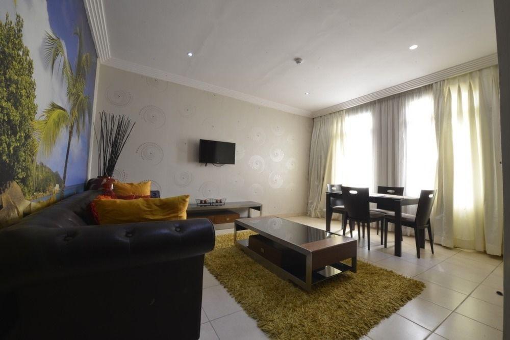Palazzo Dumont Hotel Ikuata Zewnętrze zdjęcie