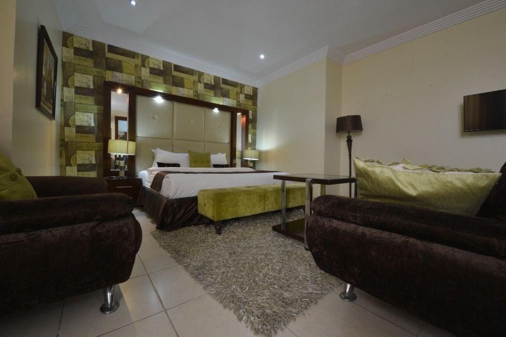 Palazzo Dumont Hotel Ikuata Zewnętrze zdjęcie